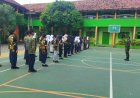 Babinsa Koramil 09/Prambanan Latih Disiplin Dan Karakter Siswa SMP N 1 Prambanan Melalui PBB